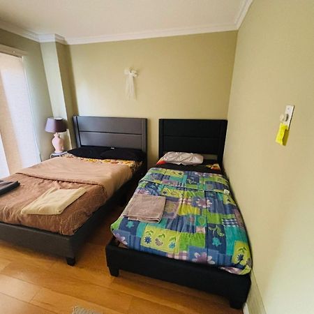 Room With Private Patio Next To Toronto Airport Μισισάουγκα Εξωτερικό φωτογραφία