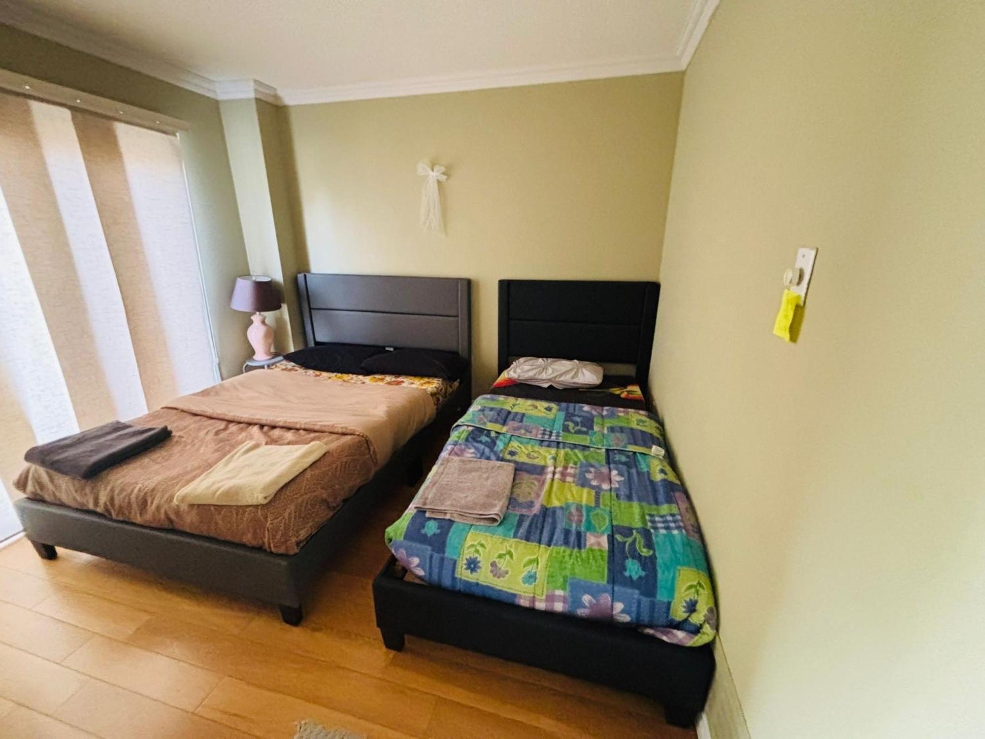 Room With Private Patio Next To Toronto Airport Μισισάουγκα Εξωτερικό φωτογραφία